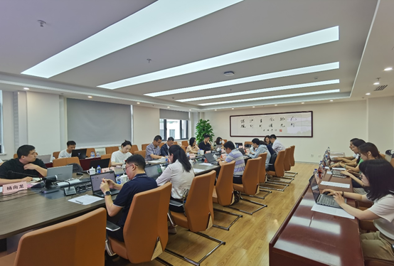 石化等拟纳入至全国碳市场会议现场图