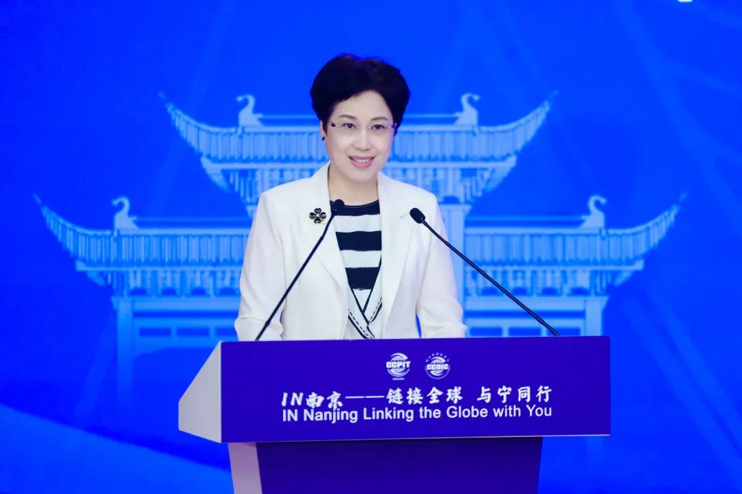 擎天集团董事长辛颖梅